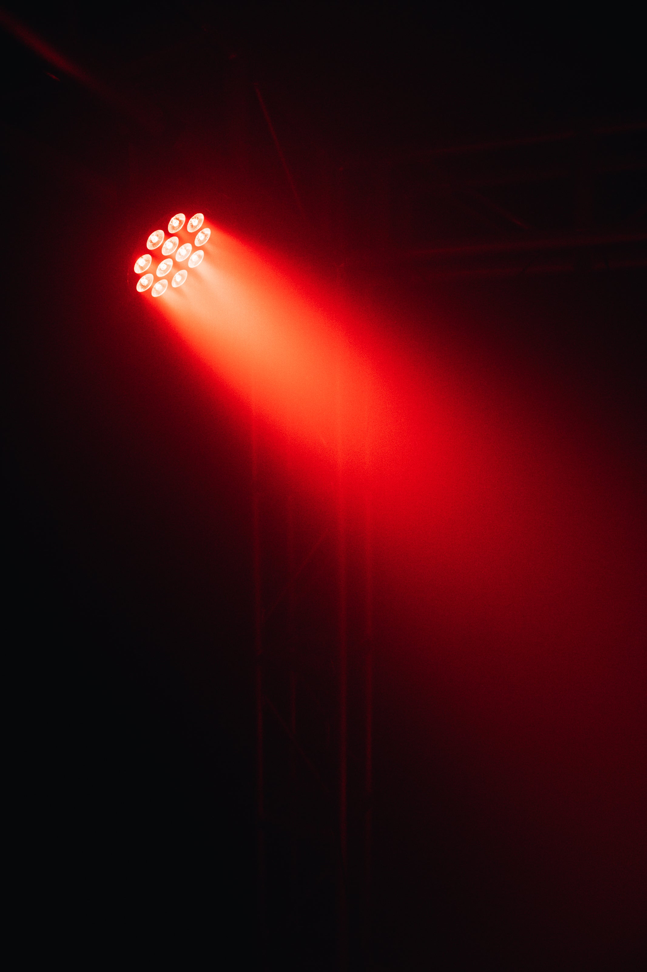 Event Lighting PAR12X8L - 12x8W LED RGBW Parcan with IR Remote
