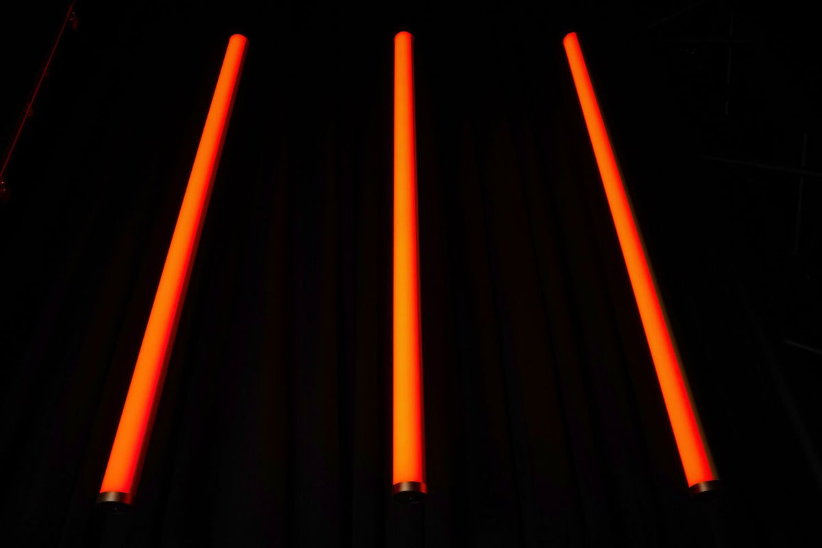 Event Lighting EVENTTUBEKIT - Outdoor LED Tube Package of 8 in a Road Case