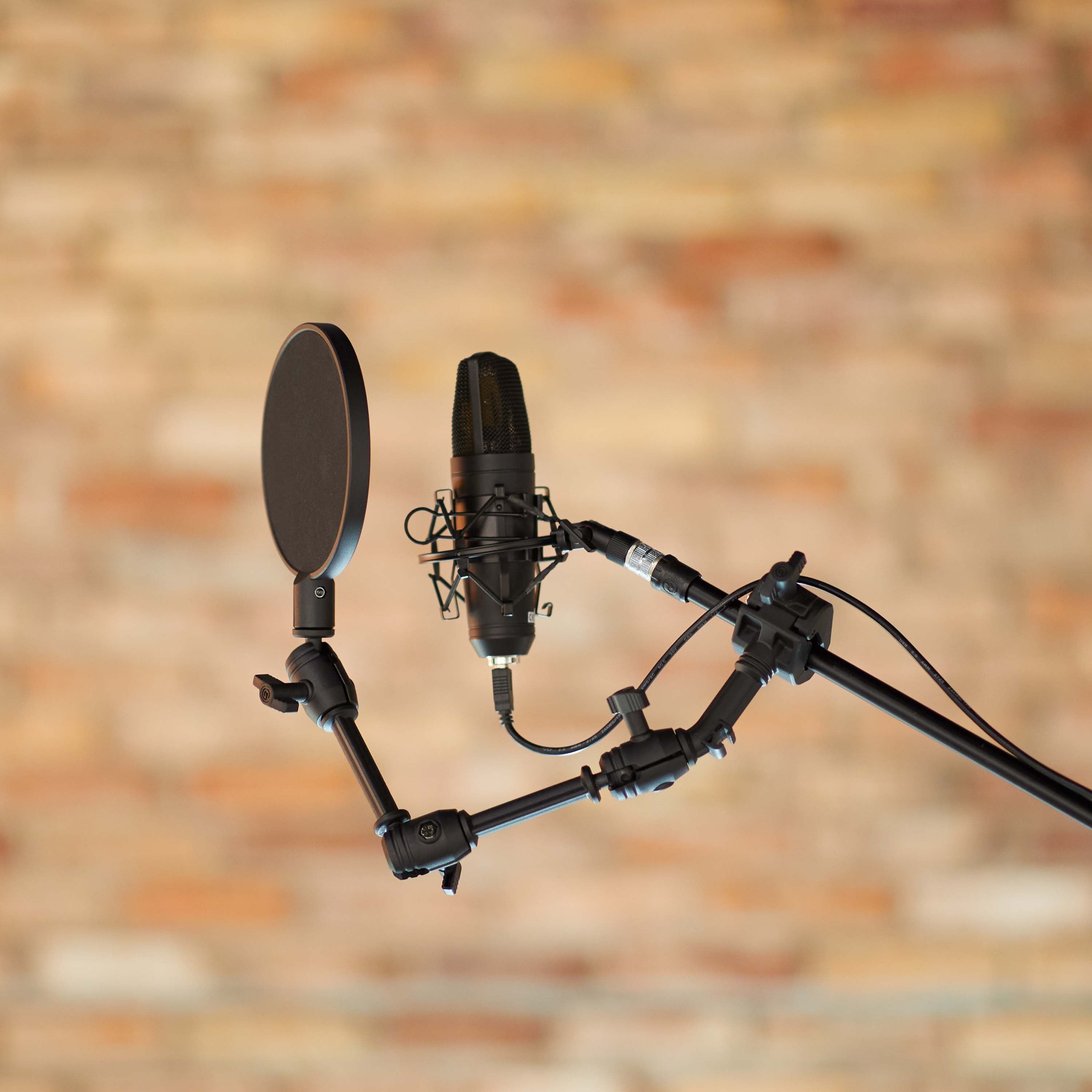 Gravity GMA3DAPOP1 Traveler Series 3D Arm with Pop Filter