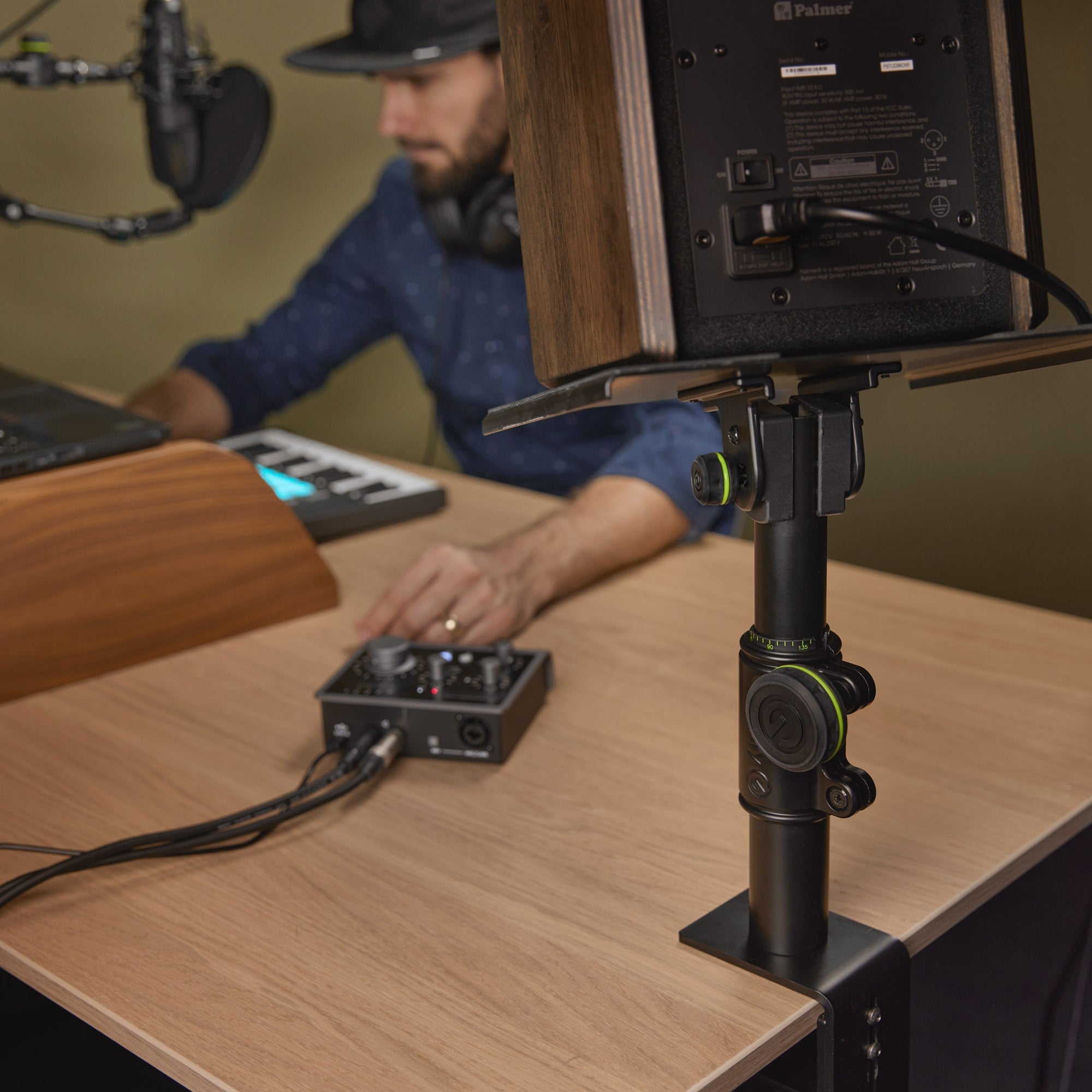 Gravity GSP3102TM Adjustable Monitor Stand W/ Table Clamp Single Clamp