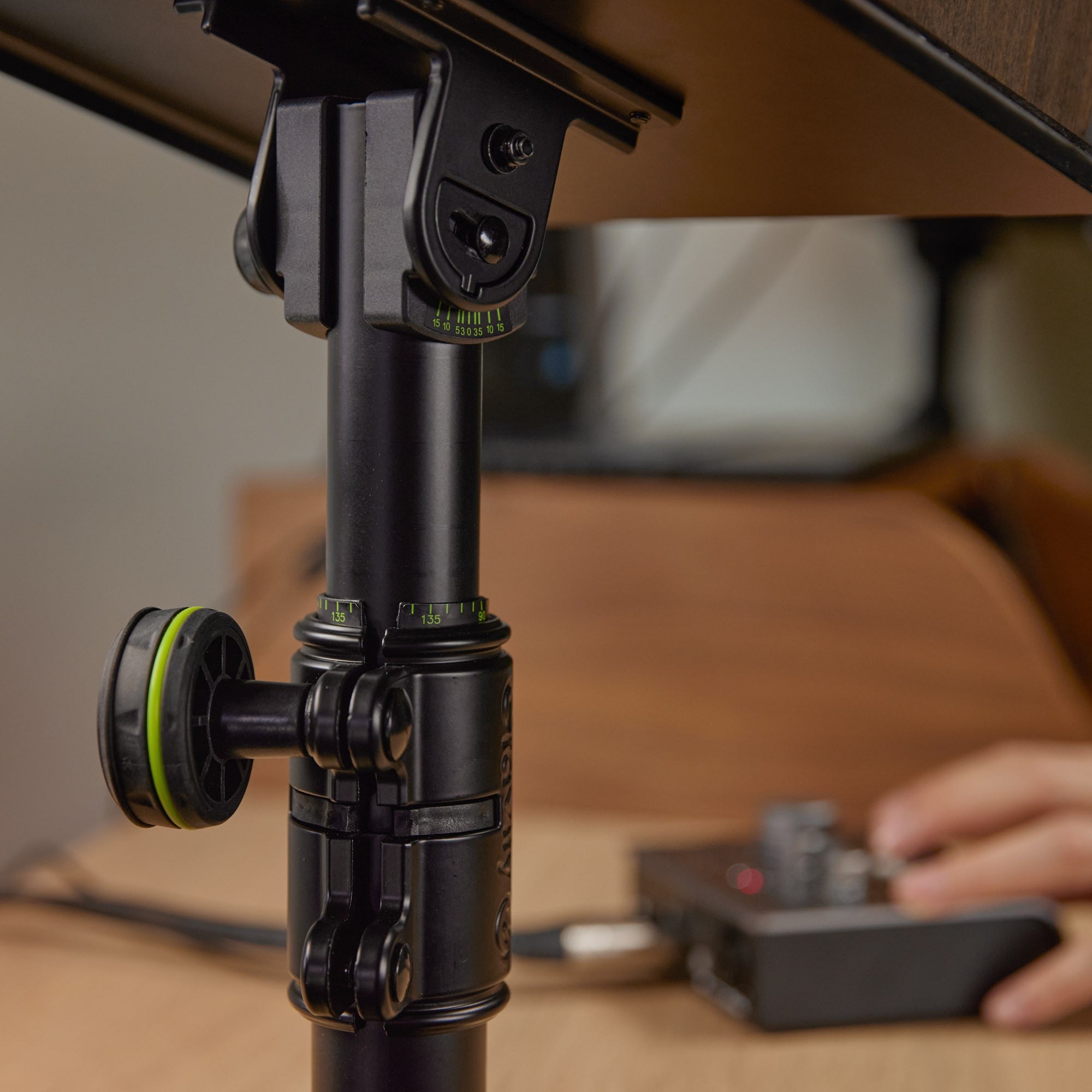 Gravity GSP3102TM Adjustable Monitor Stand W/ Table Clamp Single Clamp