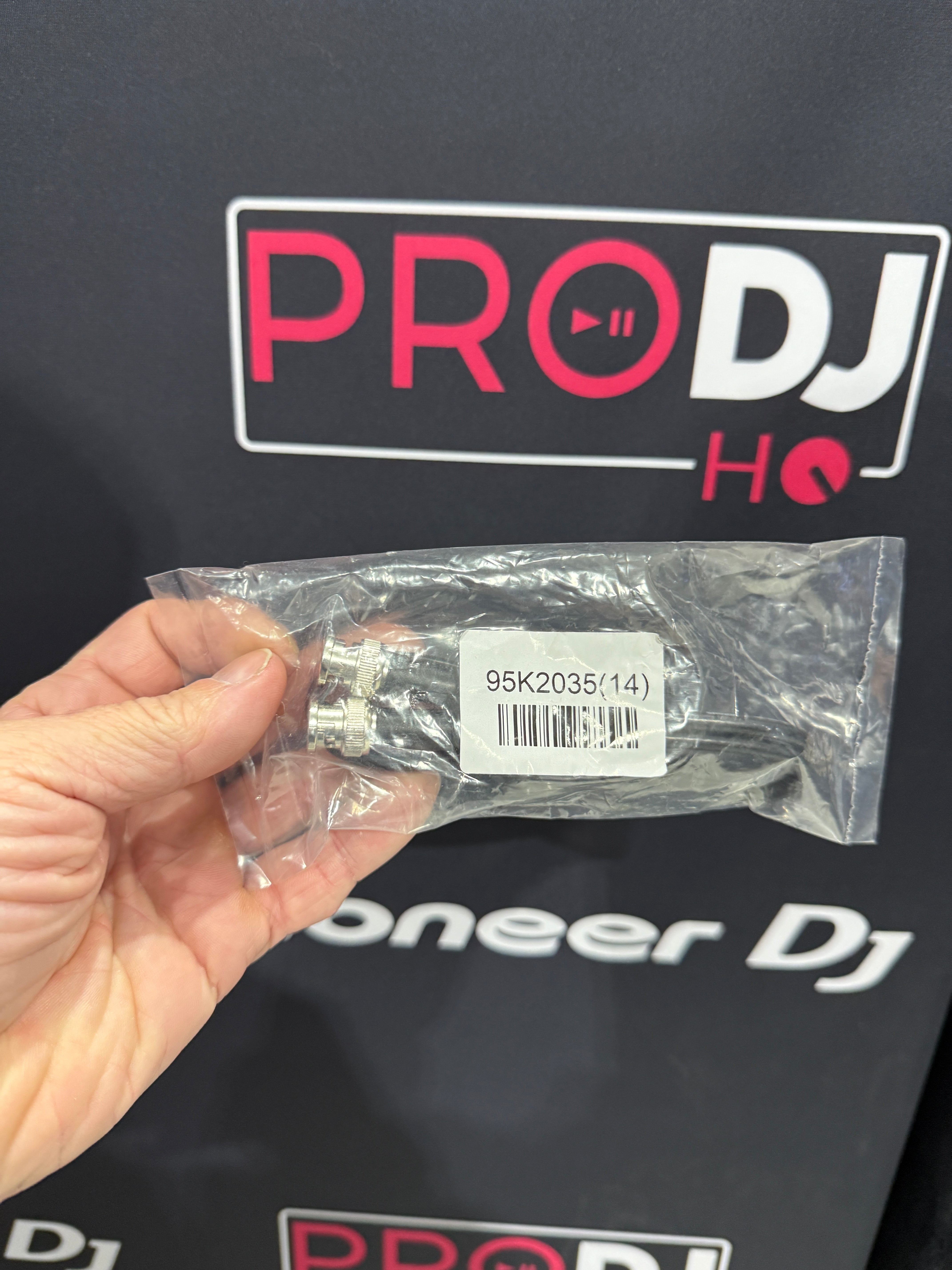 Shure SHR-95K2035 Antenna Cable 600mm BNC to BNC RG58CU