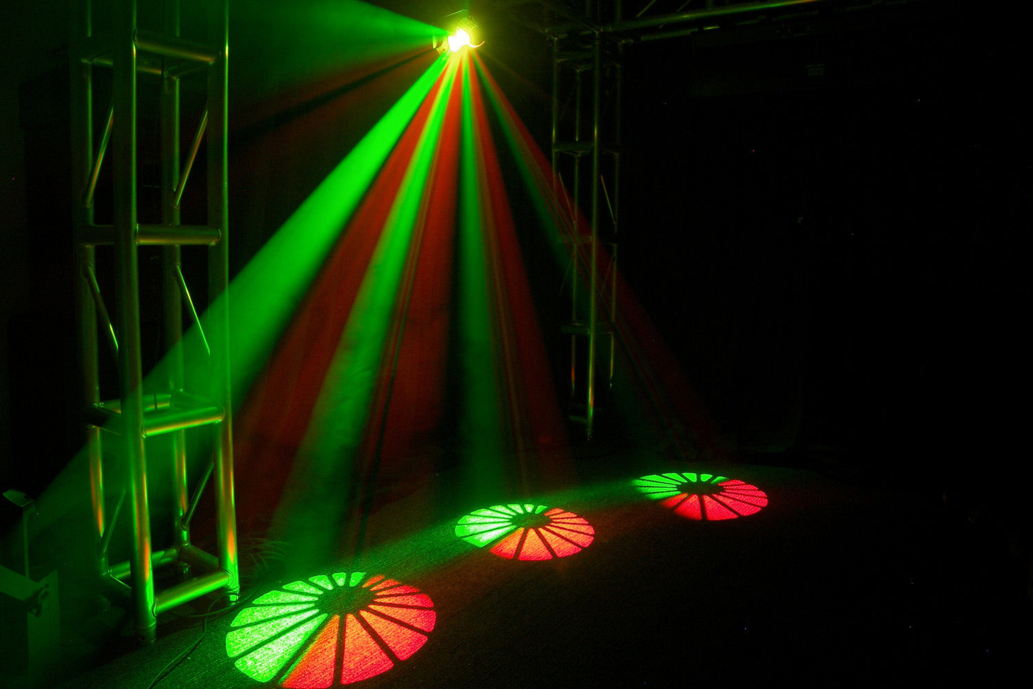 Event Lighting KLUB200B - 200W LED Barrel
