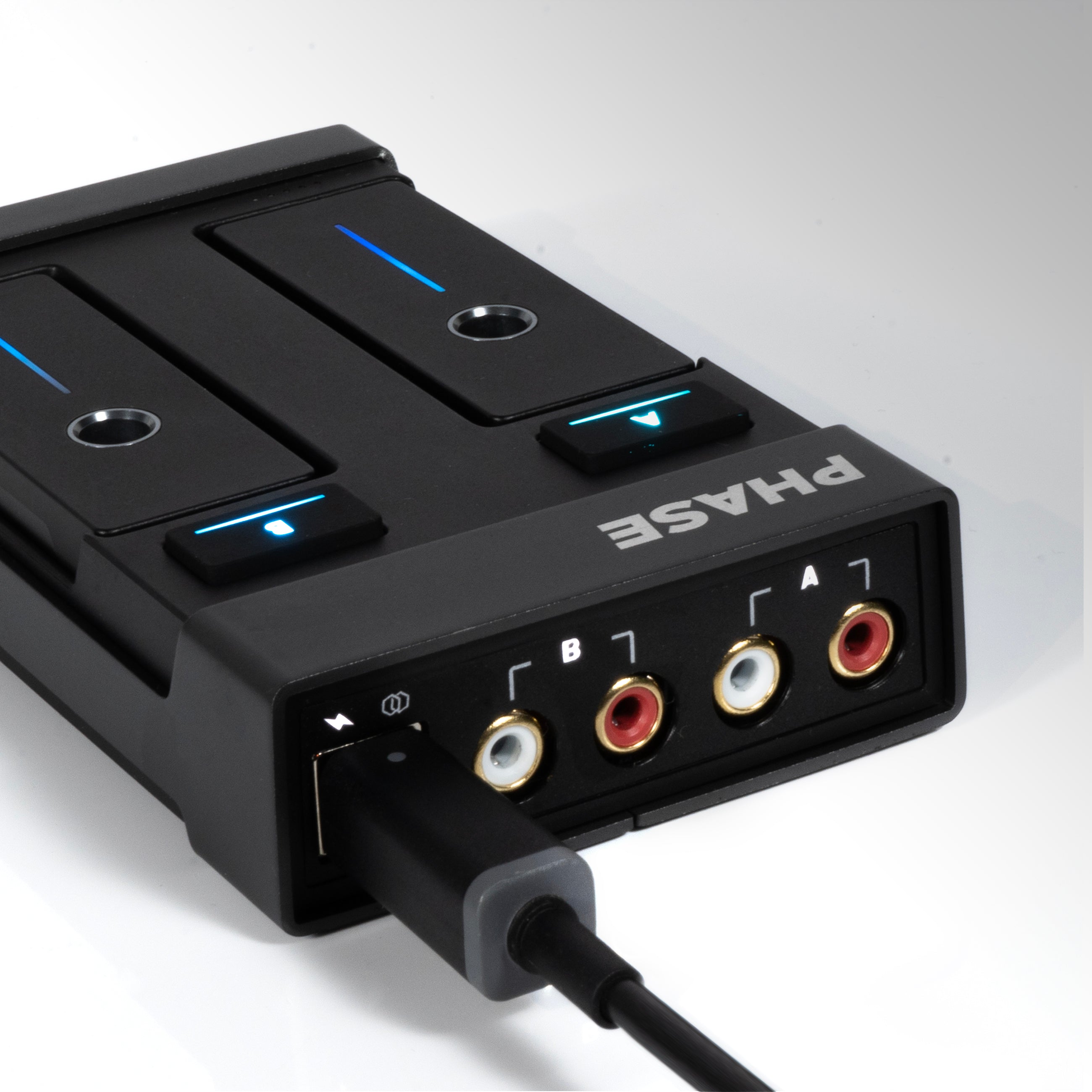 Phase Essential Wireless DVS DJ System with 2x Remotes