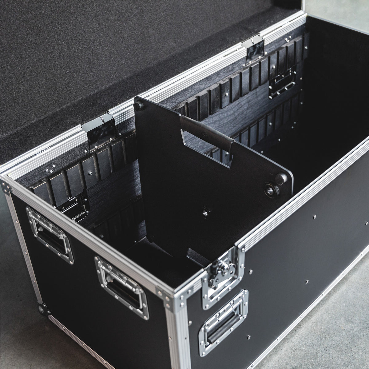 Gravity GTWB431B Square Steel Touring Base With Offcentre Mounting Option