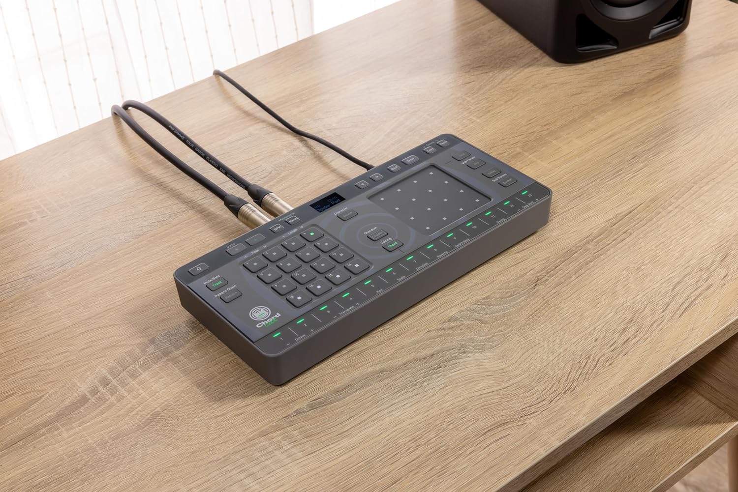 AlphaTheta - Chordcat 8-Track Groovebox