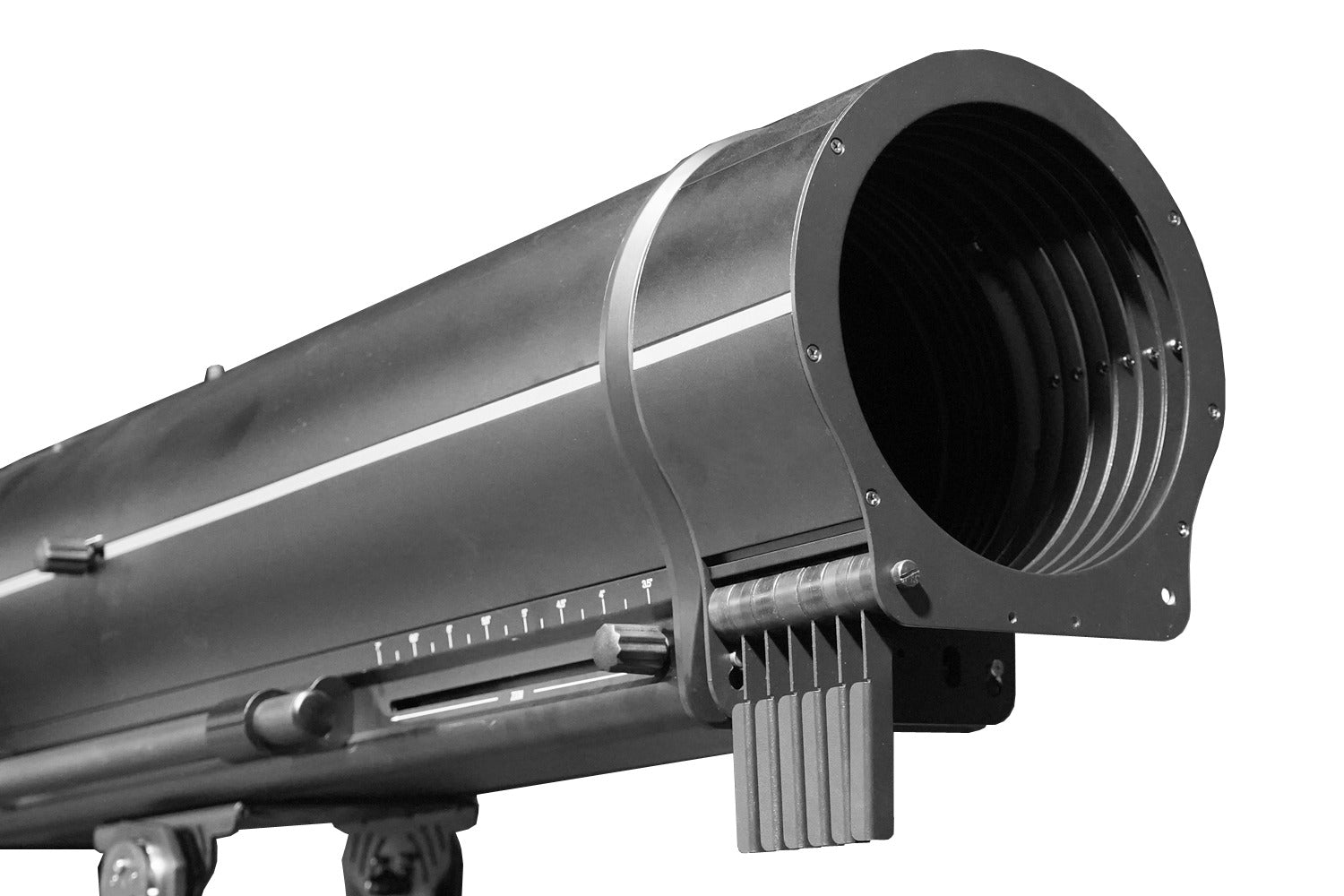 Event Lighting FOLLOW1K - 1000W LED Followspot with Stand and Road Case
