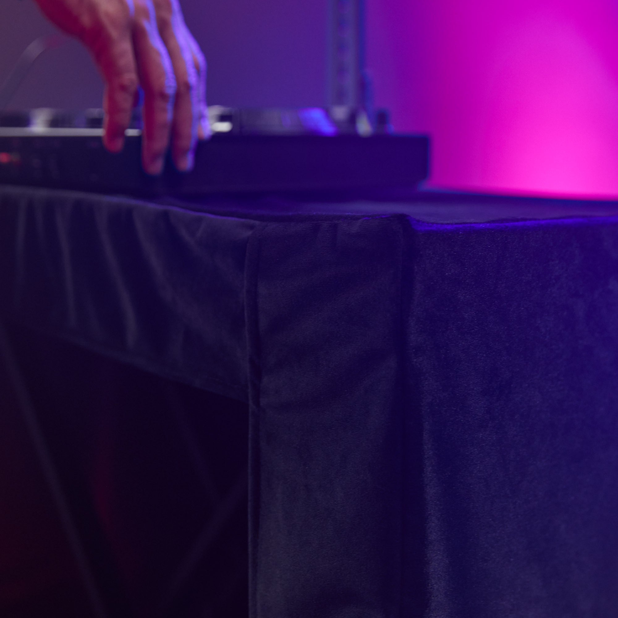 Gravity GBGRDC Velvet Fitted Cover for Rapid Desk RD1 & SX2RD